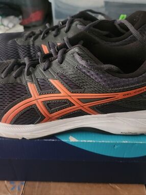 ASICS Gel Contend  Men's Running Shoes in Black with Orange Accents